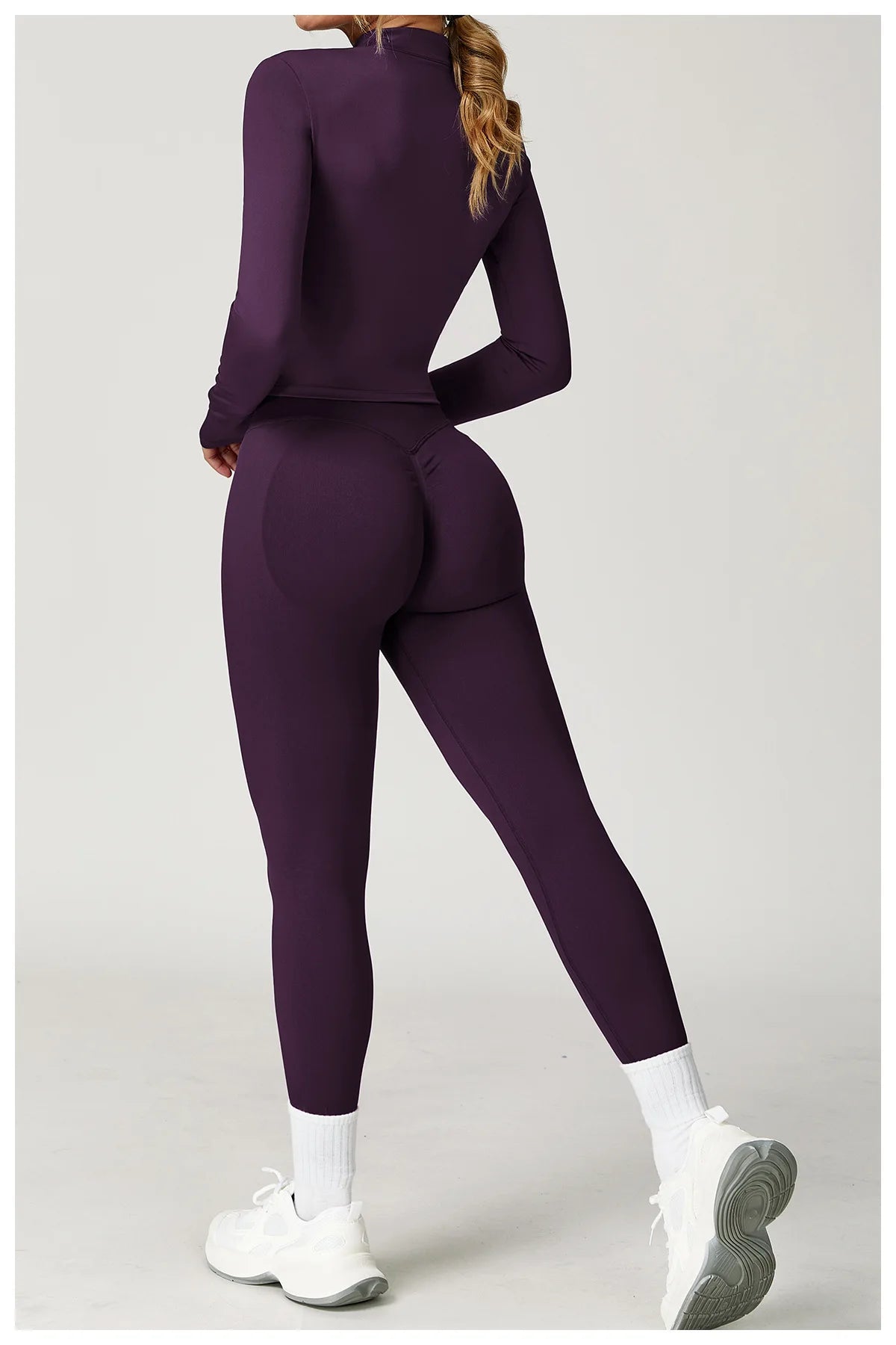 Seamless Yoga Set with Long Sleeve Jacket