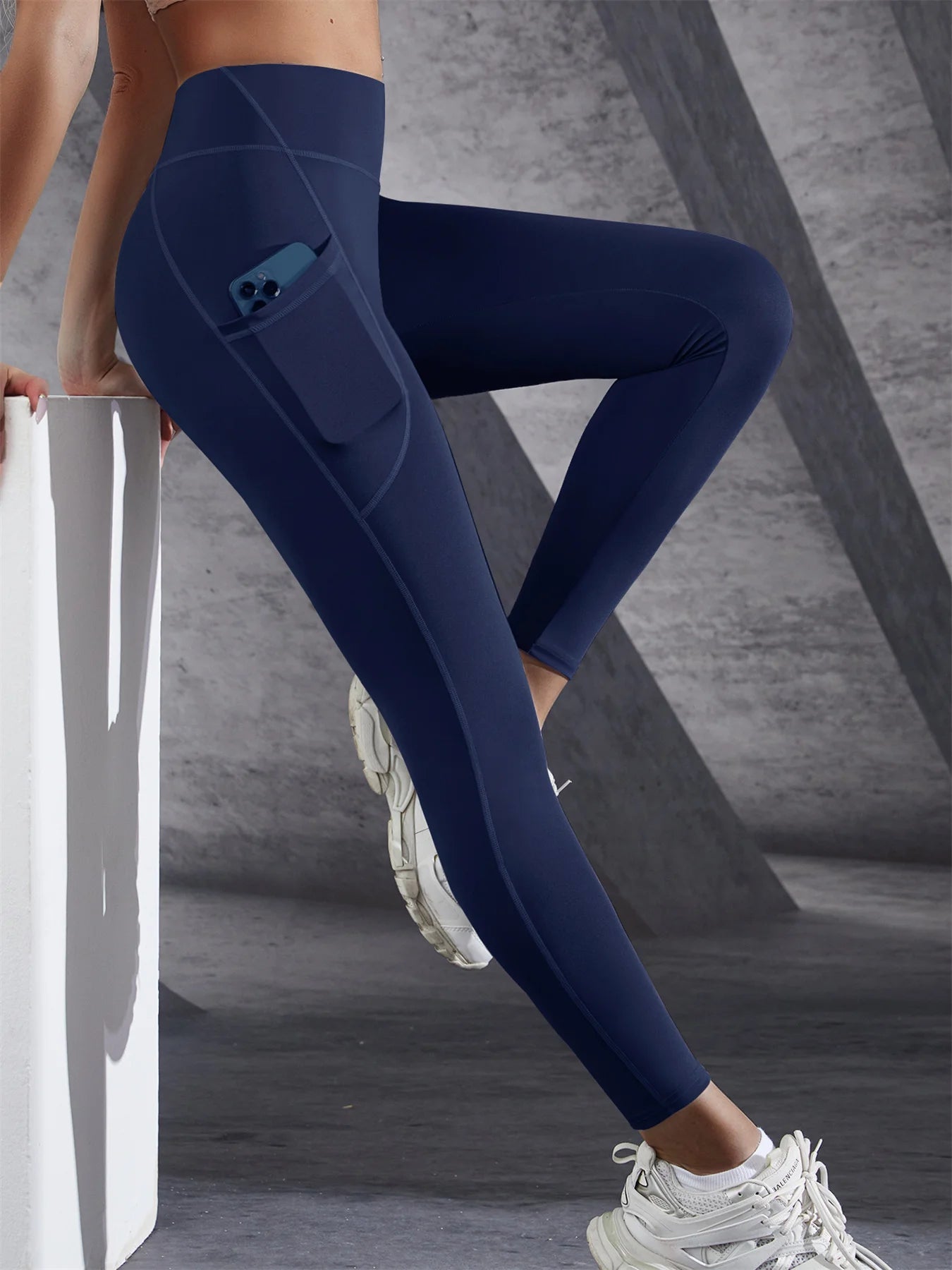 Women's High-Waist Push-Up Leggings with Pockets