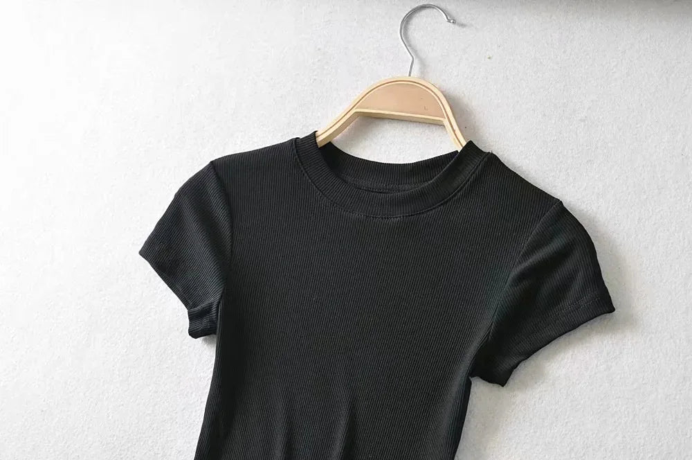 Women's Slim-Fit Short Sleeve Crop Top