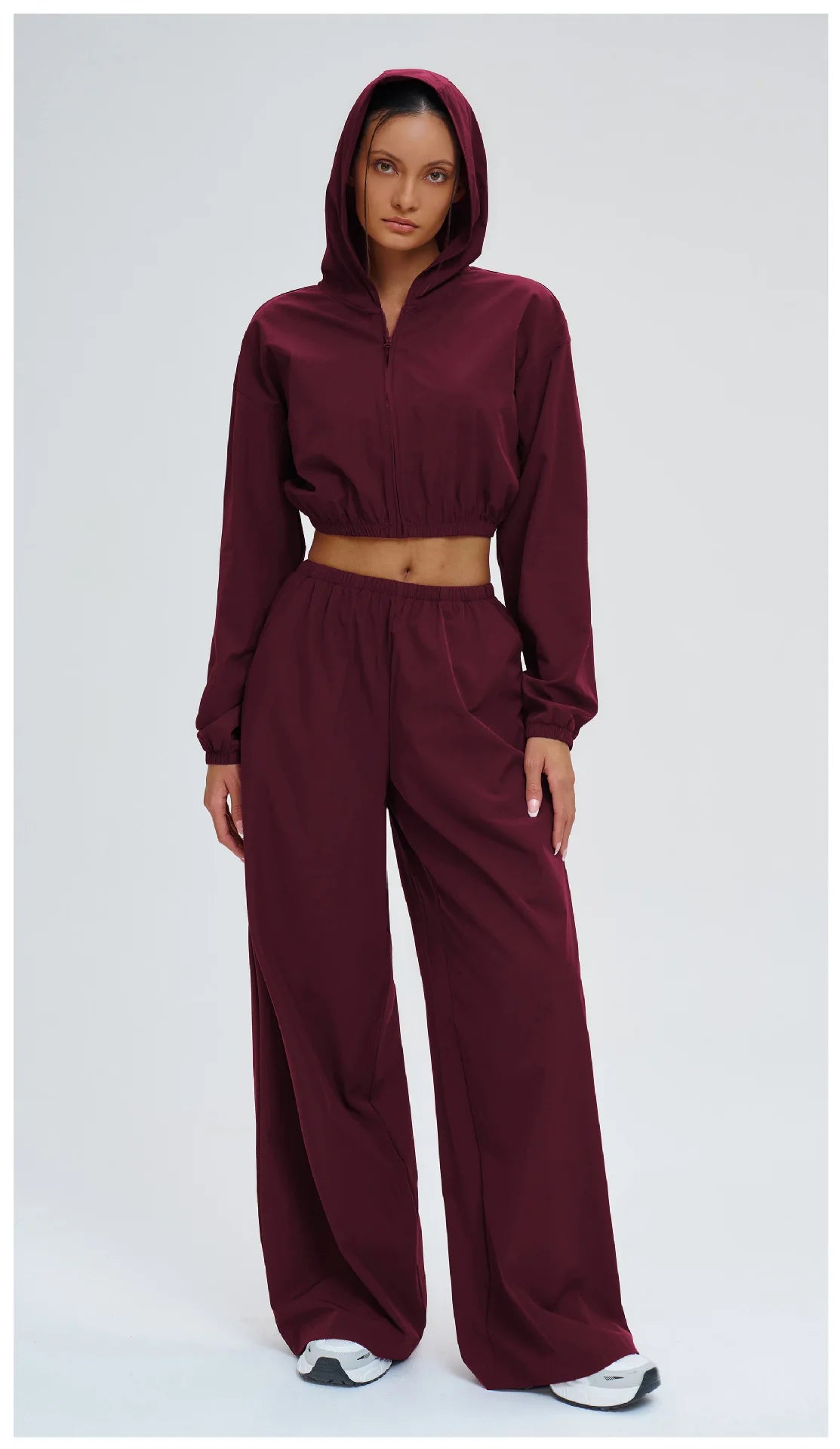 Women's Sports Hoodie & Sweatpants Set - 2 Piece
