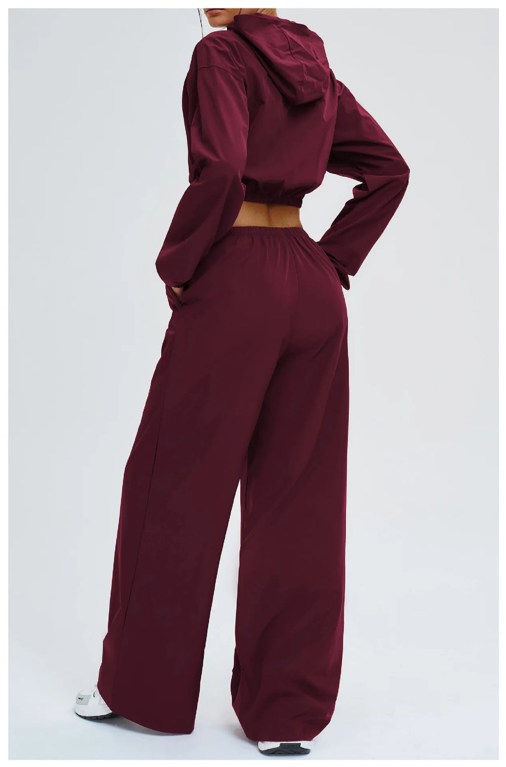 Women's Sports Hoodie & Sweatpants Set - 2 Piece