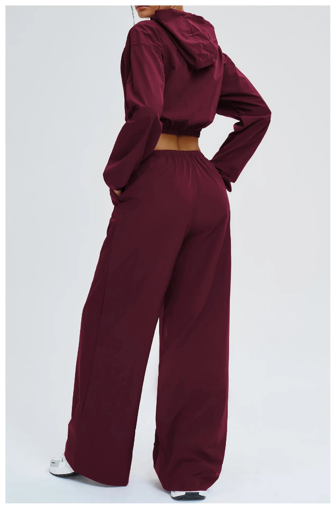 Women's Sports Hoodie & Sweatpants Set - 2 Piece