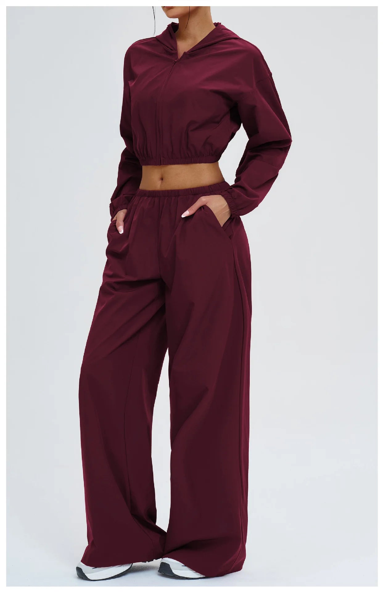Women's Sports Hoodie & Sweatpants Set - 2 Piece